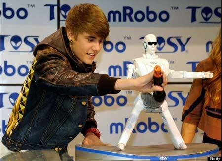 Robot VN lọt Top 9 máy nghe nhạc hay nhất thế giới