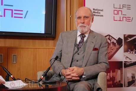 Vint Cerf – Cha đẻ Internet tiên đoán Google sẽ suy yếu