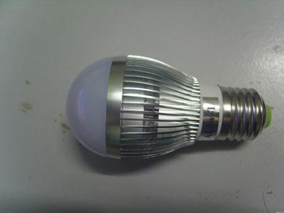 Năm mới 2012 chọn cách tiết kiệm điện nào ?