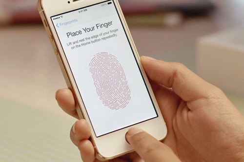 Sau 3 ngày bán ra iPhone 5S, 5C đạt kỷ lục 9 triệu máy